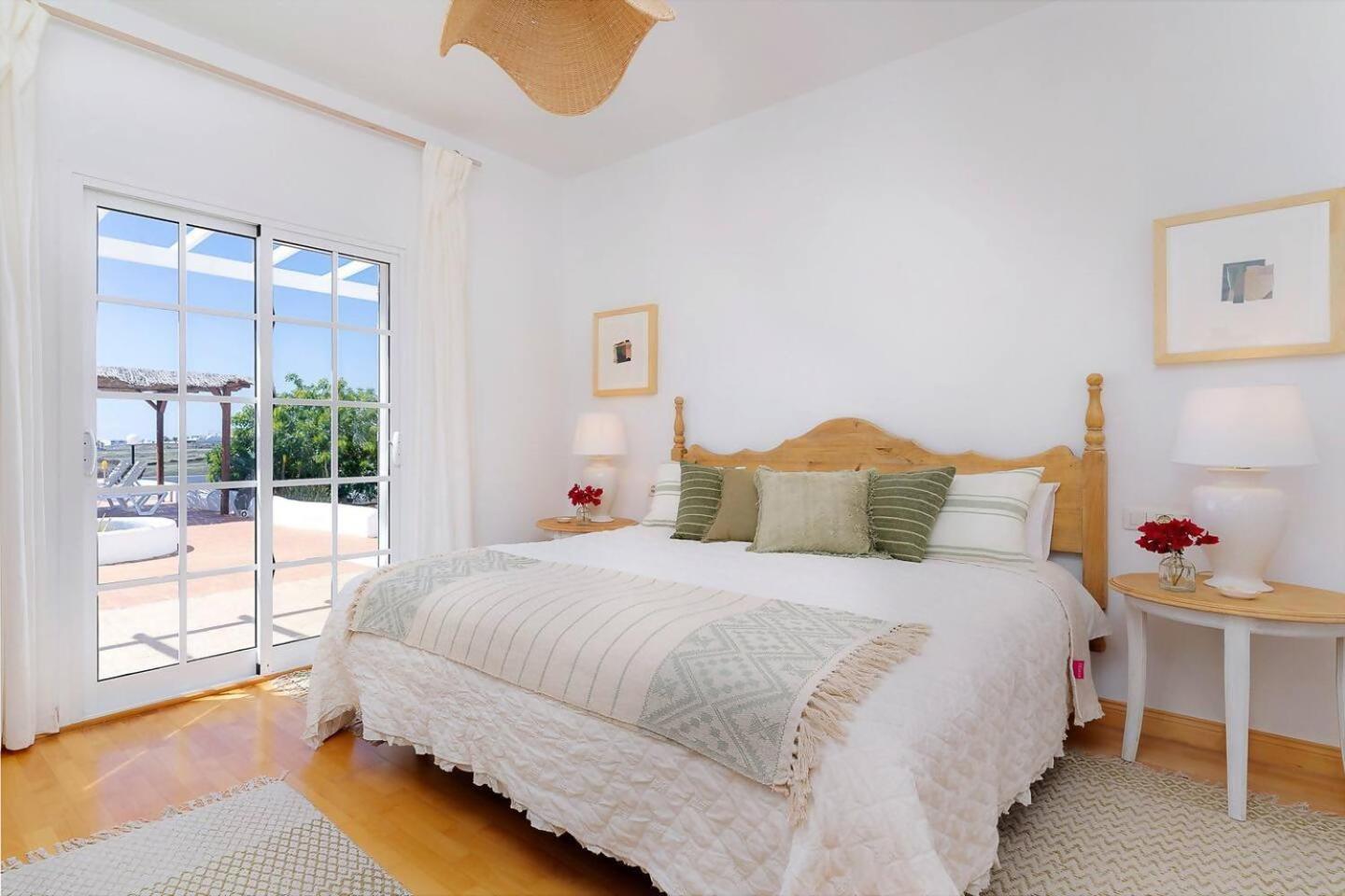 Amazing 3 Bedroom Ocean View With Pool Tías Extérieur photo
